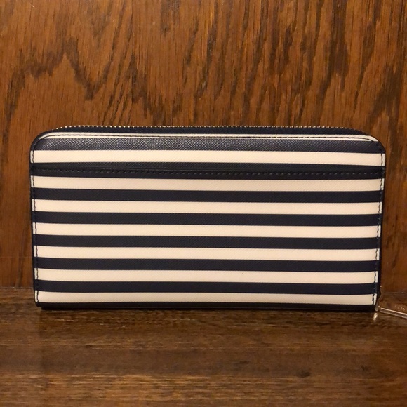 NWT-Kate Spade-SET-Bing Cherry🍒Large Striped Bifold Wallet & Cherry🍒Charm-$328 - Picture 5 of 16